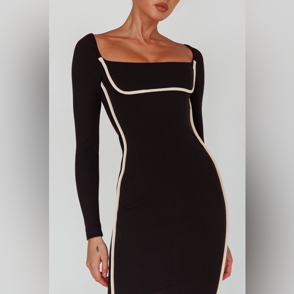 Sunny Coast Long Sleeve Piping Maxi Dress Black - Picture 3 of 7